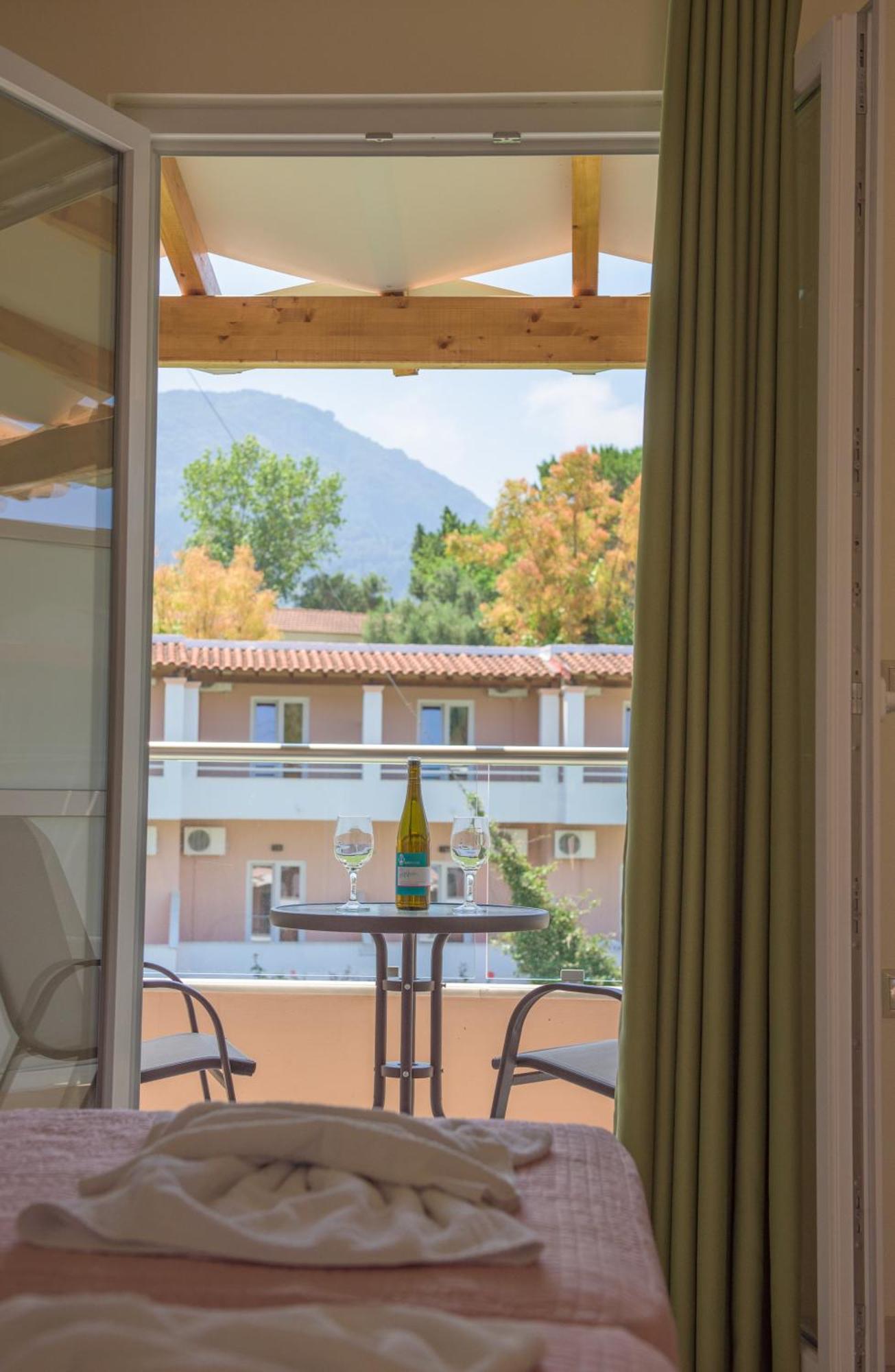 Alkyon Hotel Agios Georgios Pagon